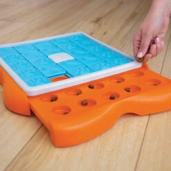 Nina Ottosson Challenge Slider -Hondenbenodigdheden Winkel nina ottosson challenge slider 179614 1000 none